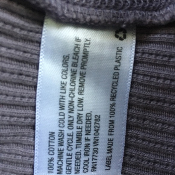 Cropped tank top - Picture 4 of 4